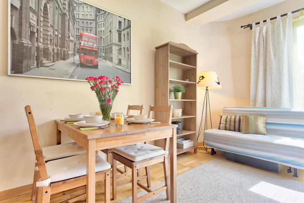 Tyzenhauz Apartments Lobzowska Street Krakow Room photo